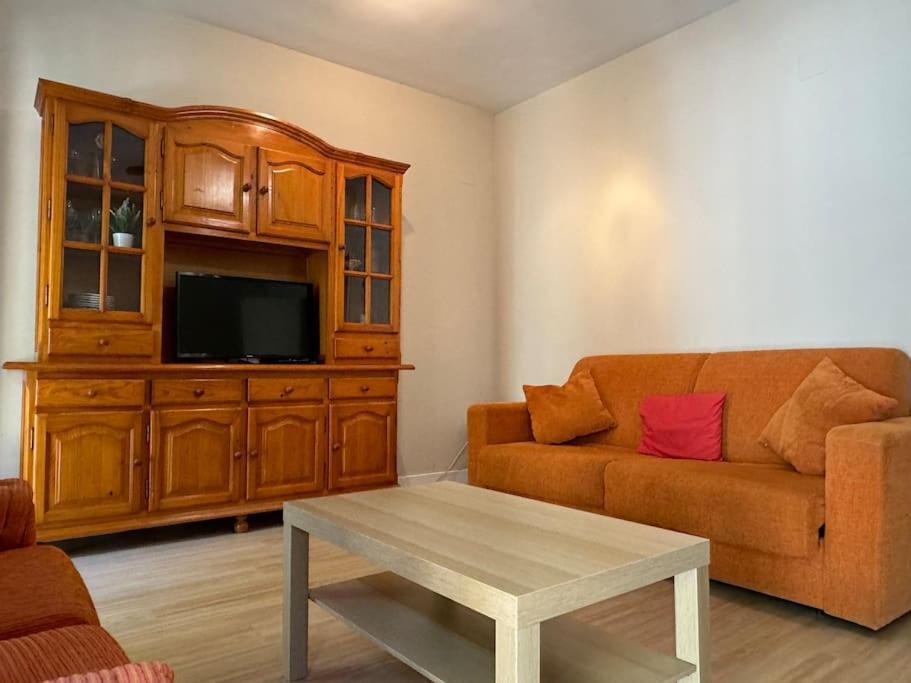 Apartamento En San Bernardo, El Barrio Torero Seville Luaran gambar
